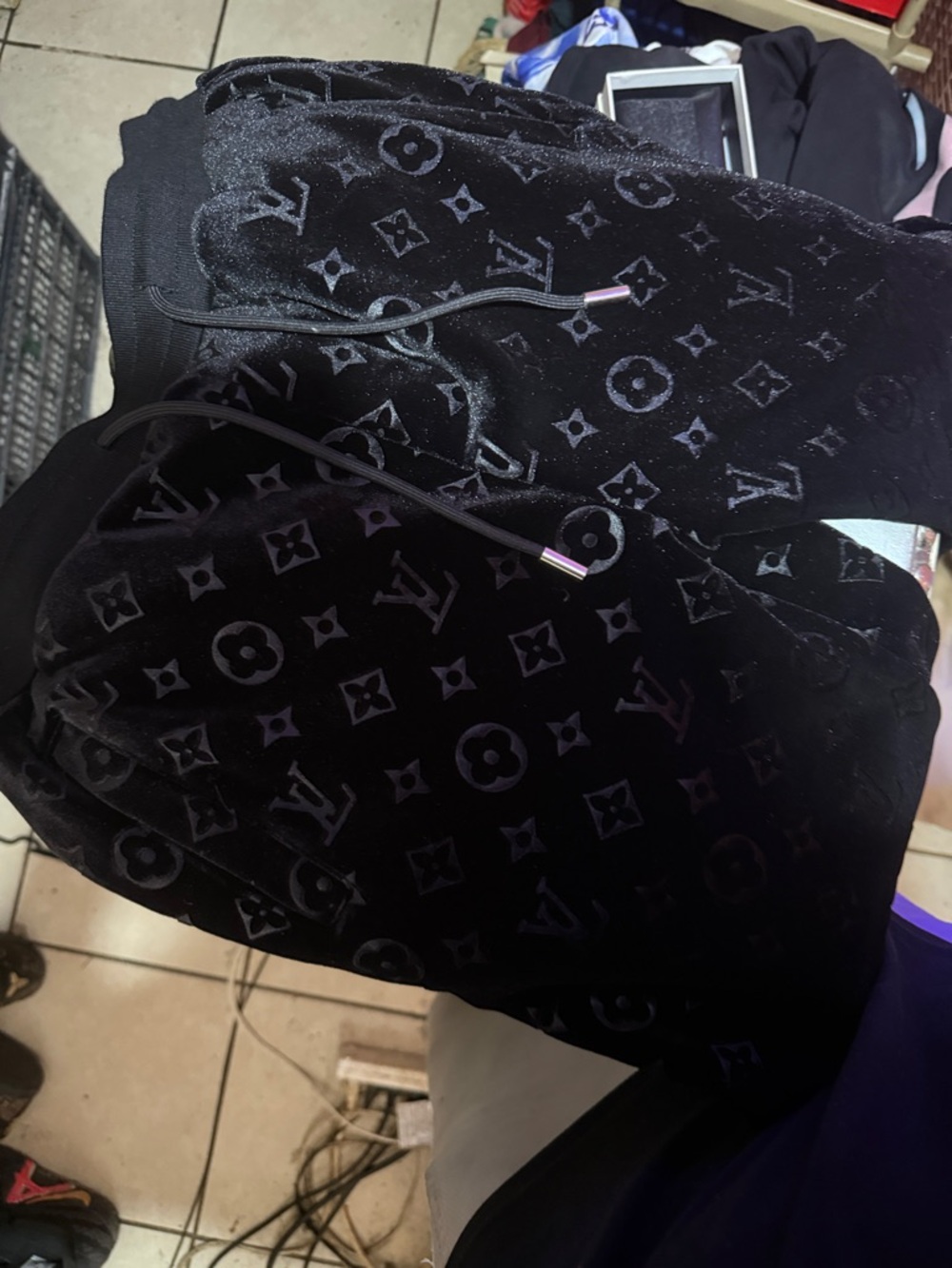 Louis Vuitton Black Velvet Monogram Zip Jacket with pants - Picture 9 of 13